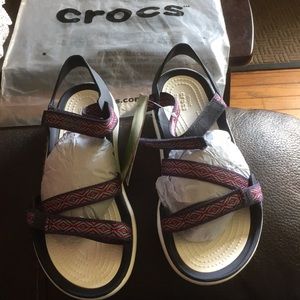 NWT Crocs Women’s sandal